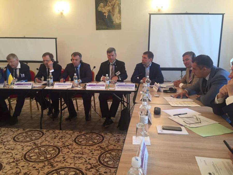 19686572_1372053469538371_1114367468_o